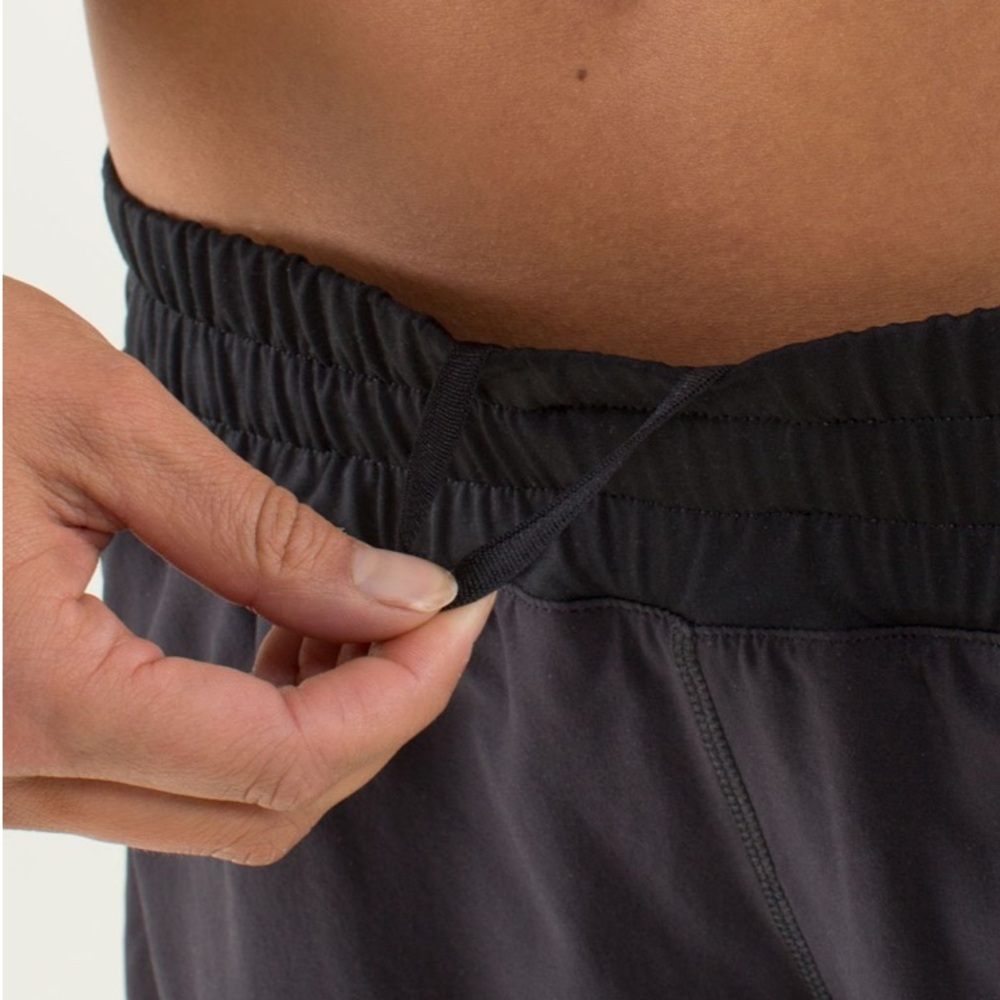 Lululemon Track Attack Shorts 6 - Picture 2 of 7
